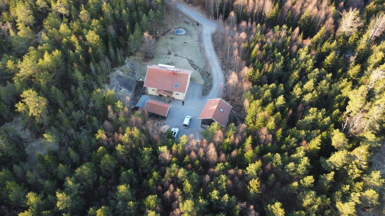 Mysig Och Modern Stuga Pa Snoegard, Naera Havet Och Naturen Lur  외부 사진